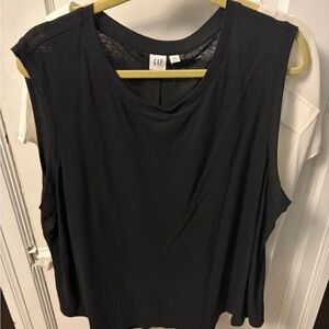 GAP Women's Classic Black Muscle Tee